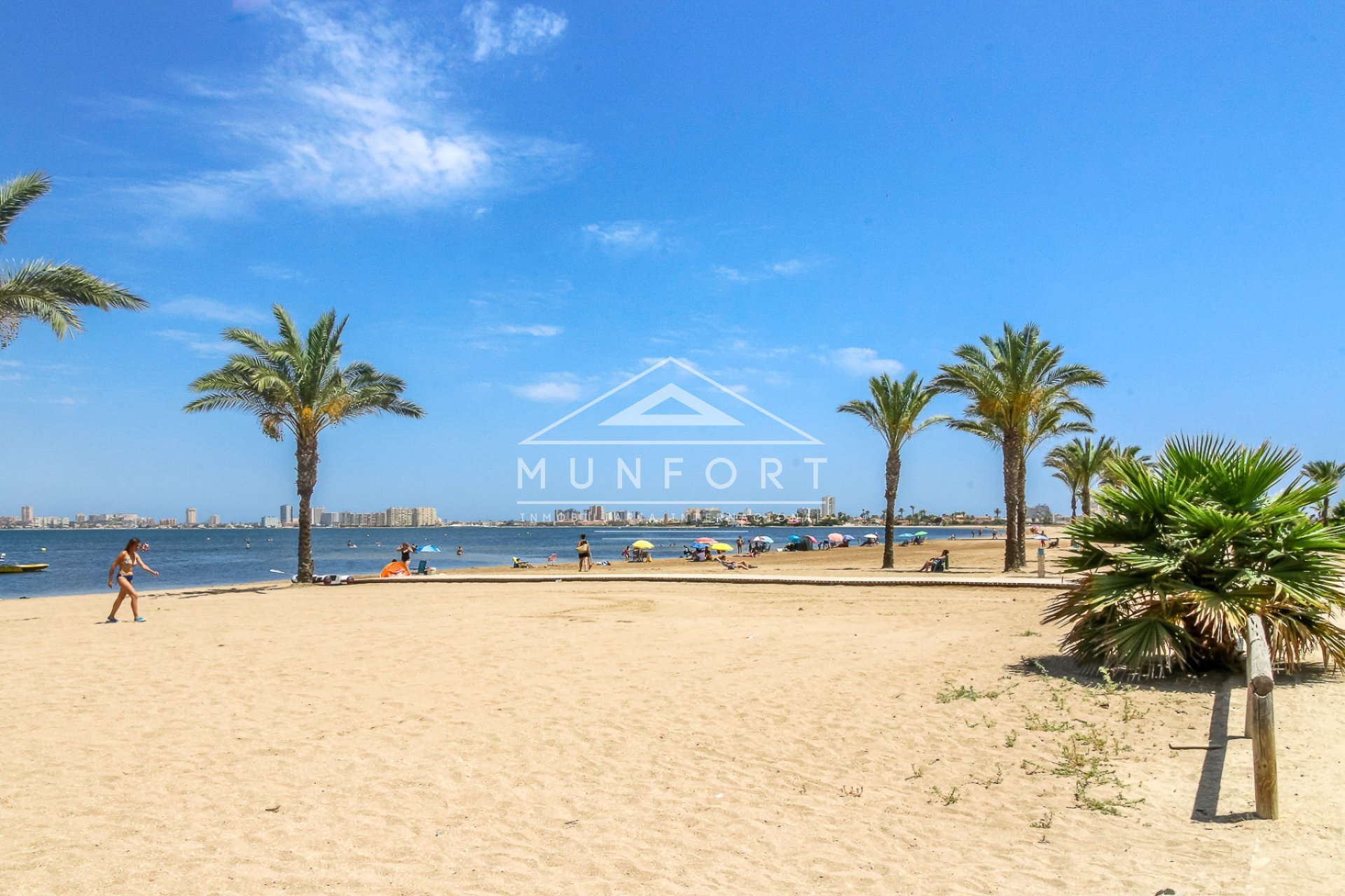 Återförsäljning - Takvåningar -
La Manga - Playa Honda