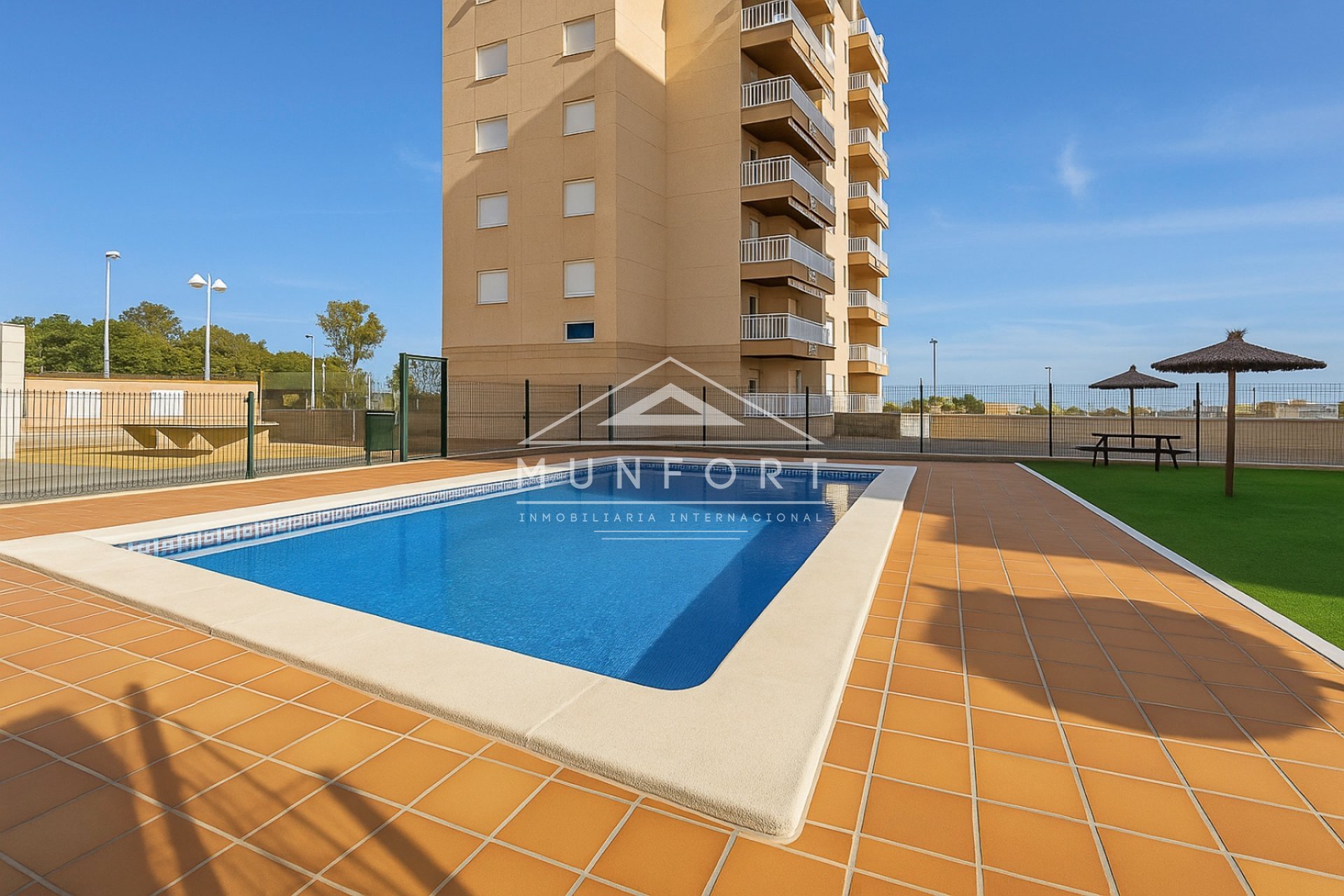 Återförsäljning - Takvåningar -
La Manga - Playa Honda