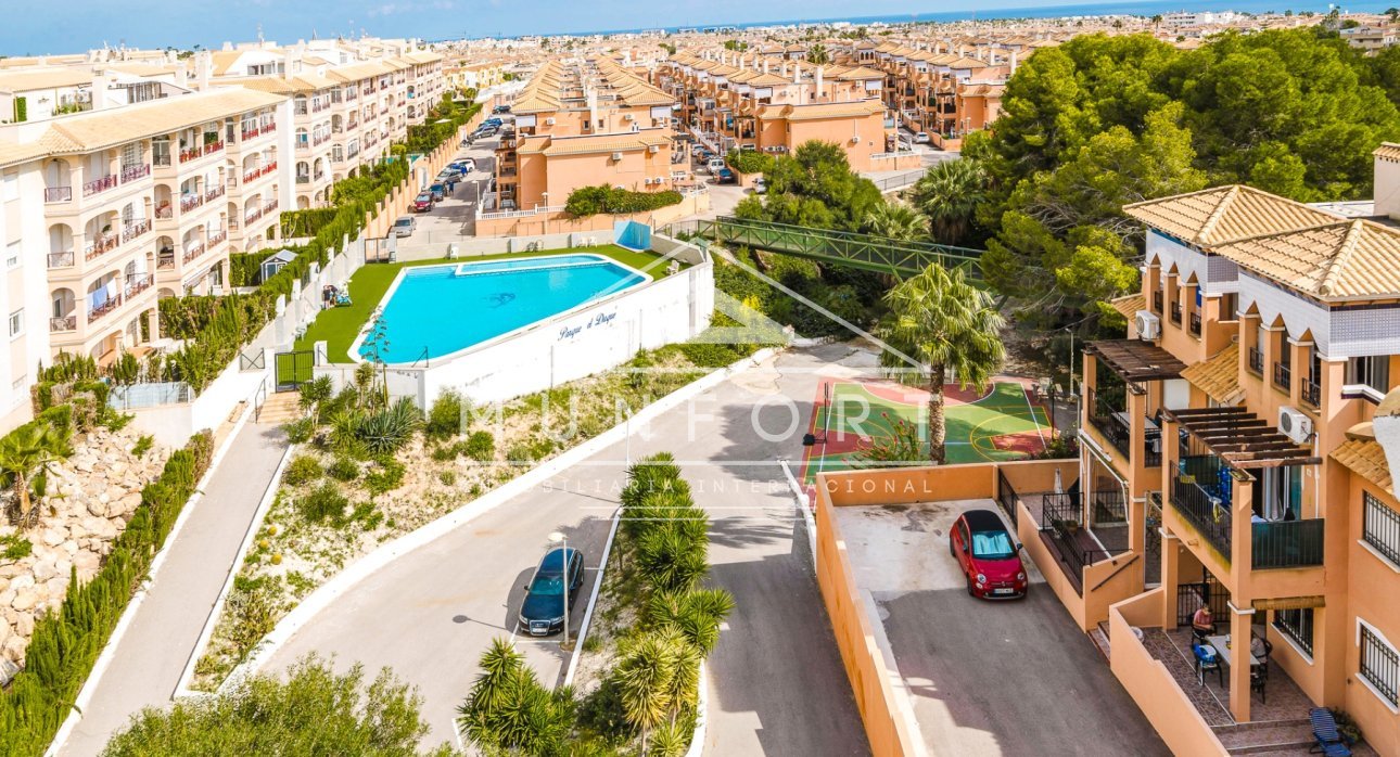 Återförsäljning - Takvåningar -
Orihuela Costa - La Zenia