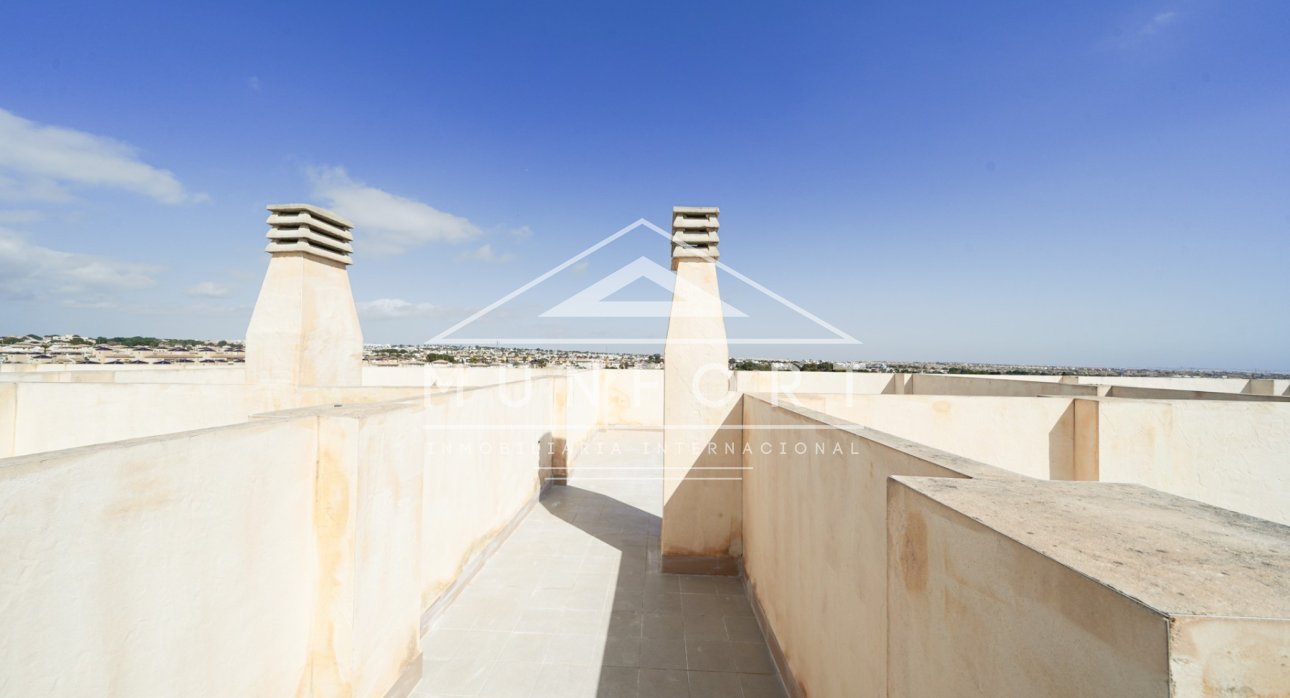 Återförsäljning - Takvåningar -
Orihuela Costa - Lomas de Cabo Roig