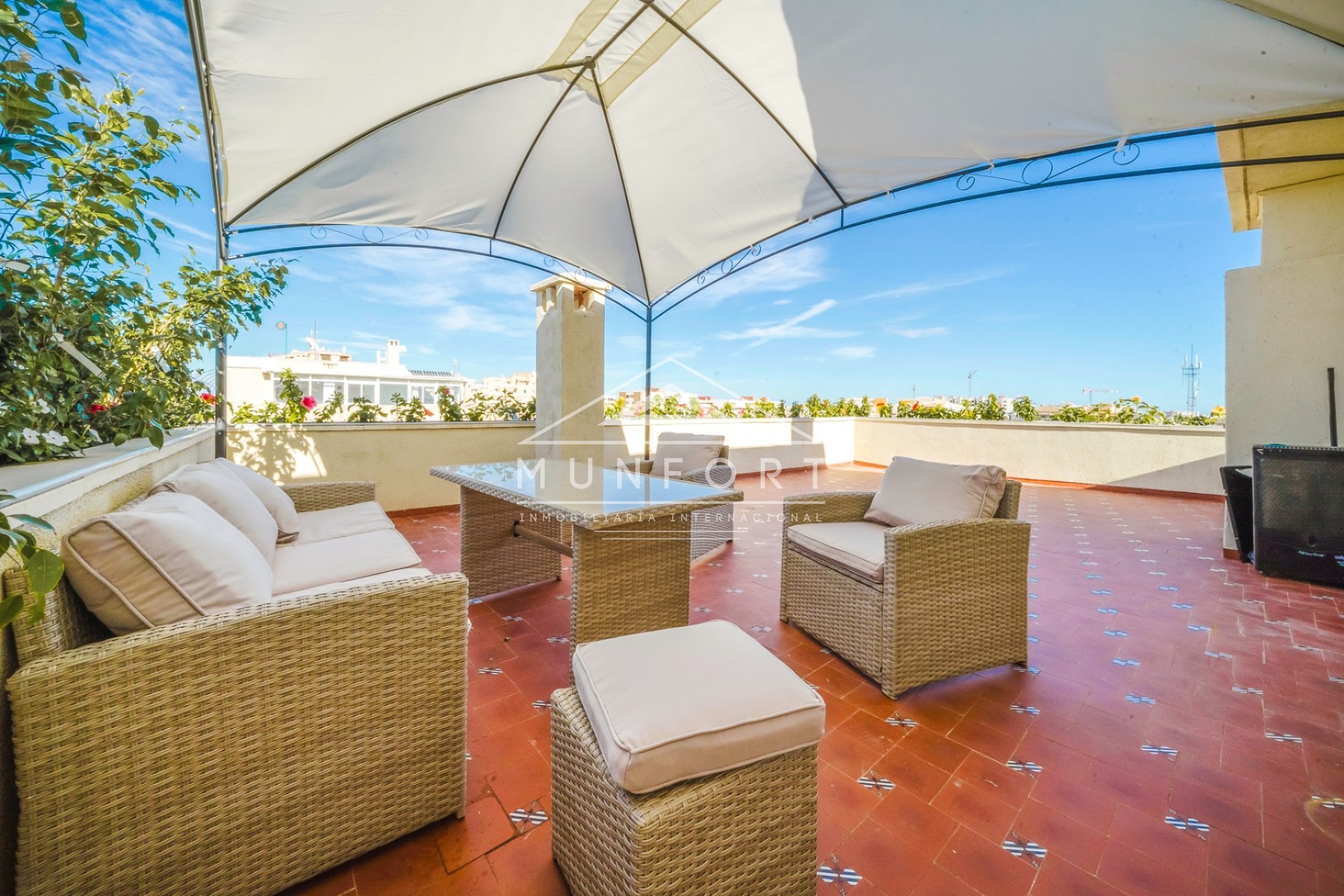 Återförsäljning - Takvåningar -
Orihuela Costa - Punta Prima