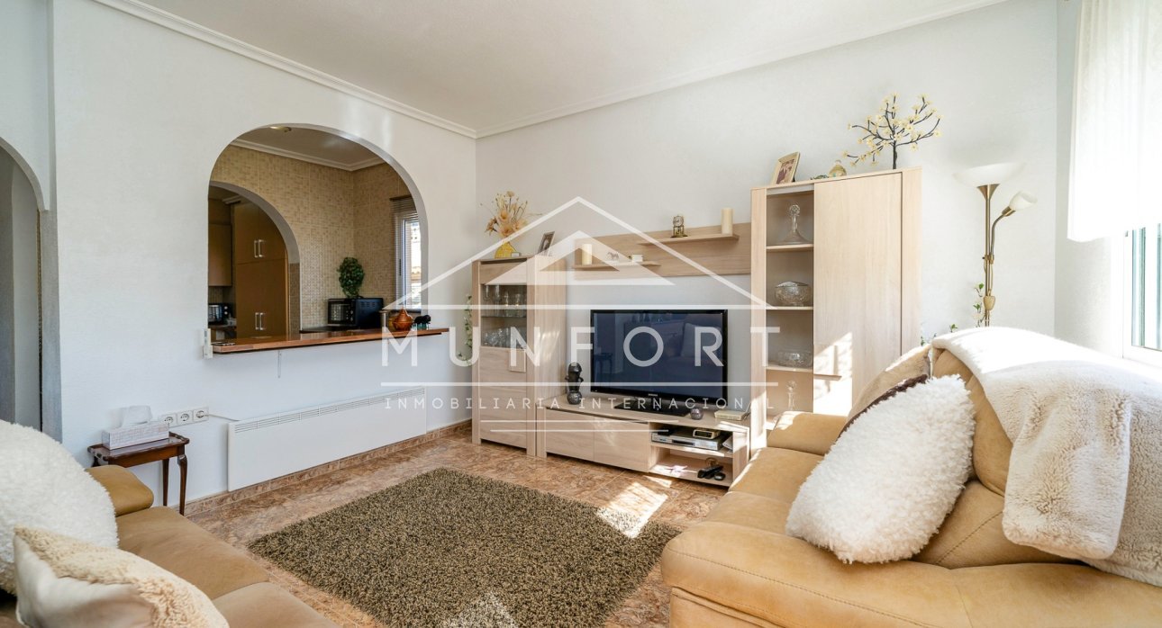 Återförsäljning - Takvåningar -
Orihuela Costa - Villamartín