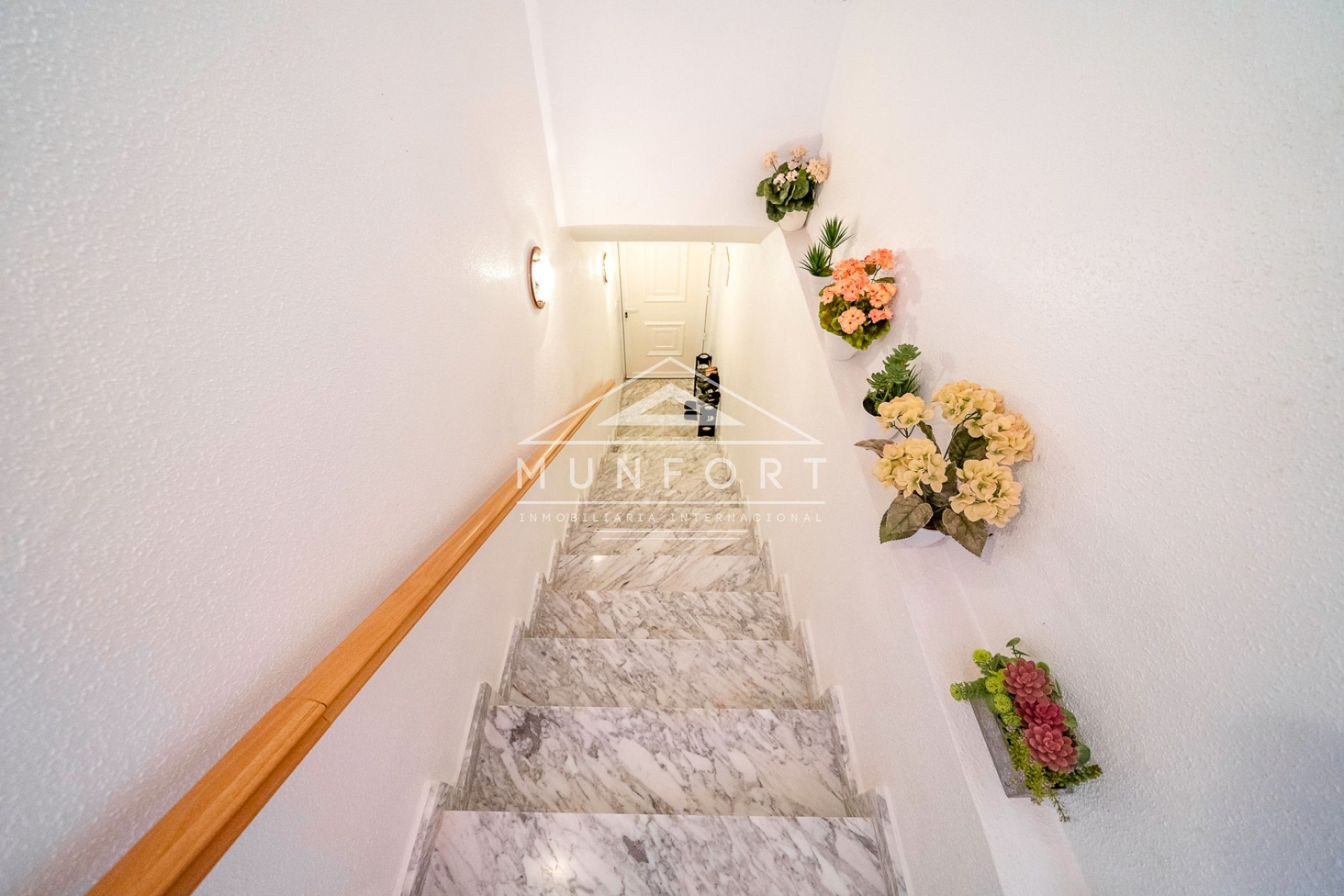 Återförsäljning - Takvåningar -
Orihuela Costa - Villamartín