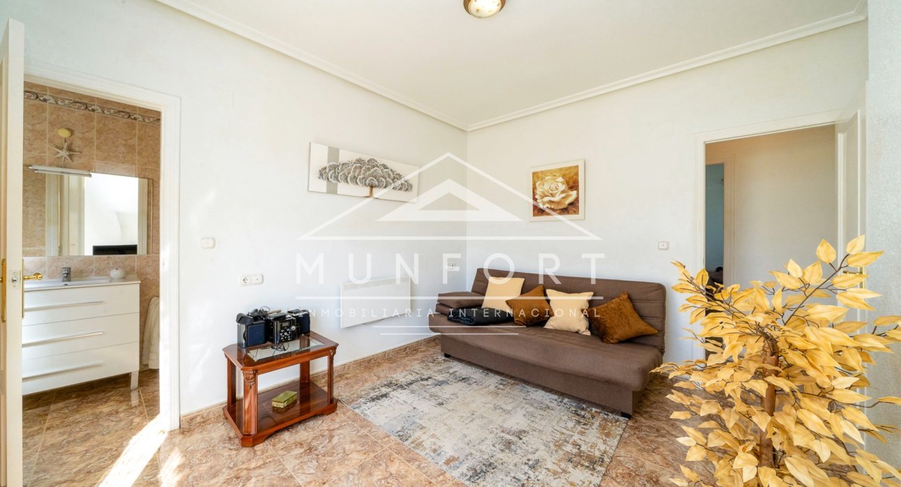 Återförsäljning - Takvåningar -
Orihuela Costa - Villamartín