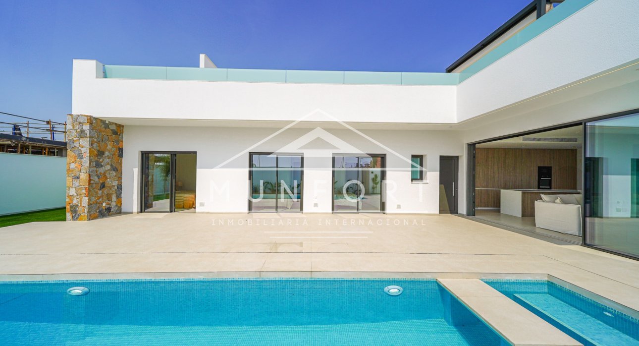 Återförsäljning - Villor -
Alcázares, Los - La Serena Golf - Los Alcázares