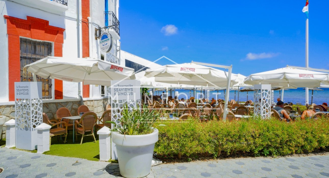 Återförsäljning - Villor -
Alcázares, Los - La Serena Golf - Los Alcázares