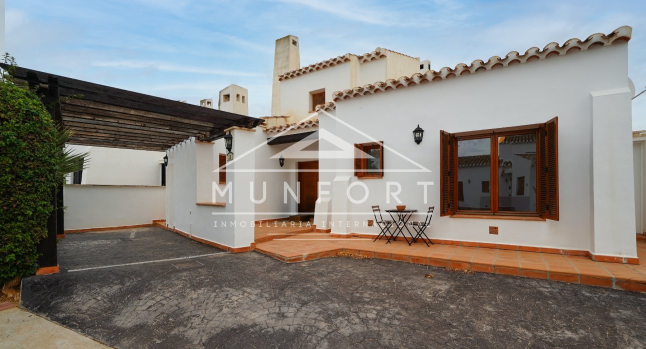 Återförsäljning - Villor -
Baños y mendigo - Baños y Mendigo