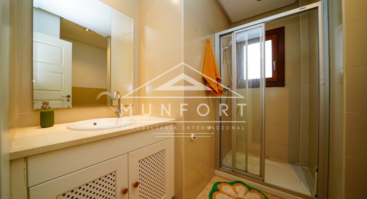 Återförsäljning - Villor -
Baños y mendigo - Baños y Mendigo