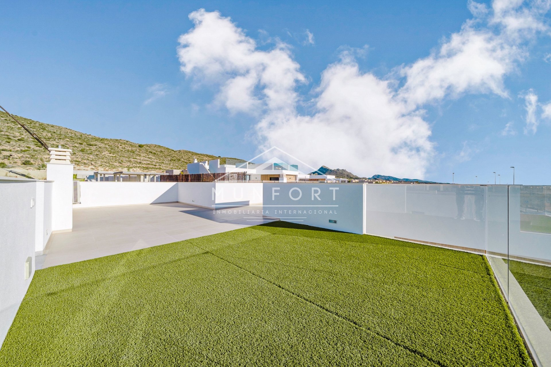 Återförsäljning - Villor -
Baños y mendigo - Baños y Mendigo