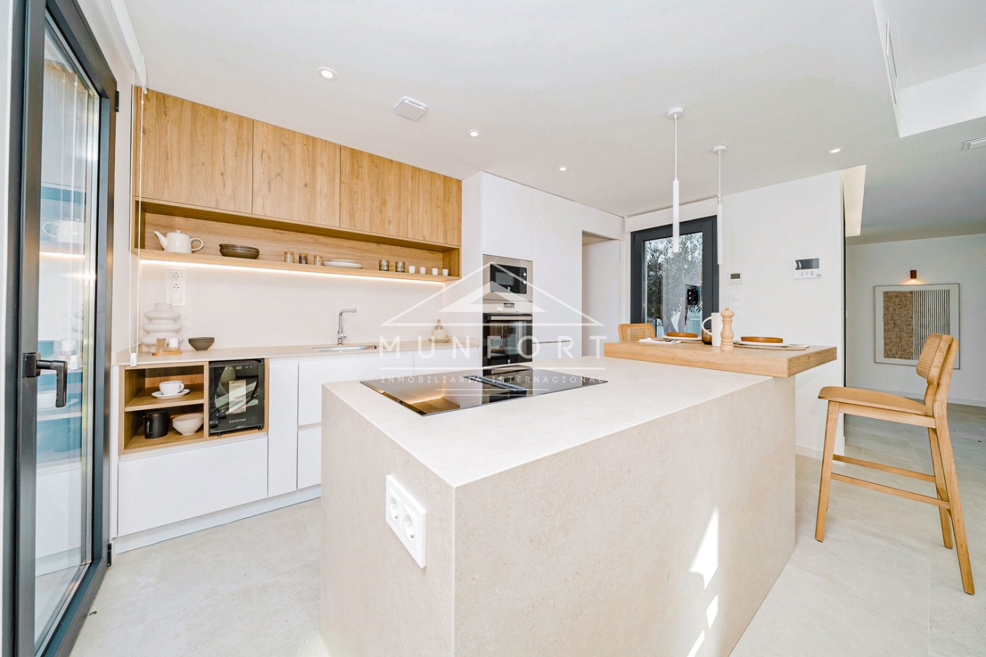 Återförsäljning - Villor -
Baños y mendigo - Baños y Mendigo