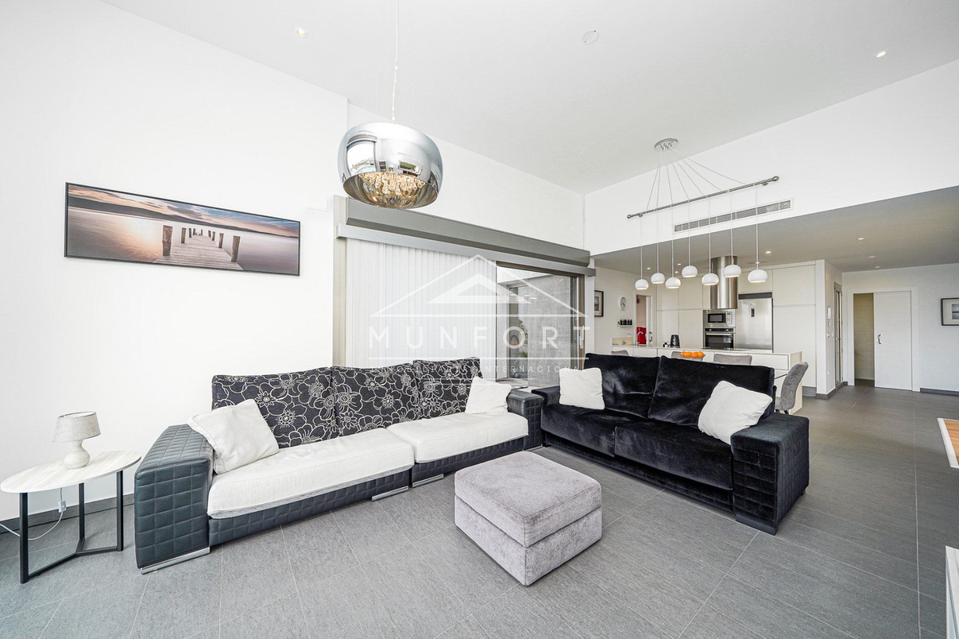 Återförsäljning - Villor -
Benijófar