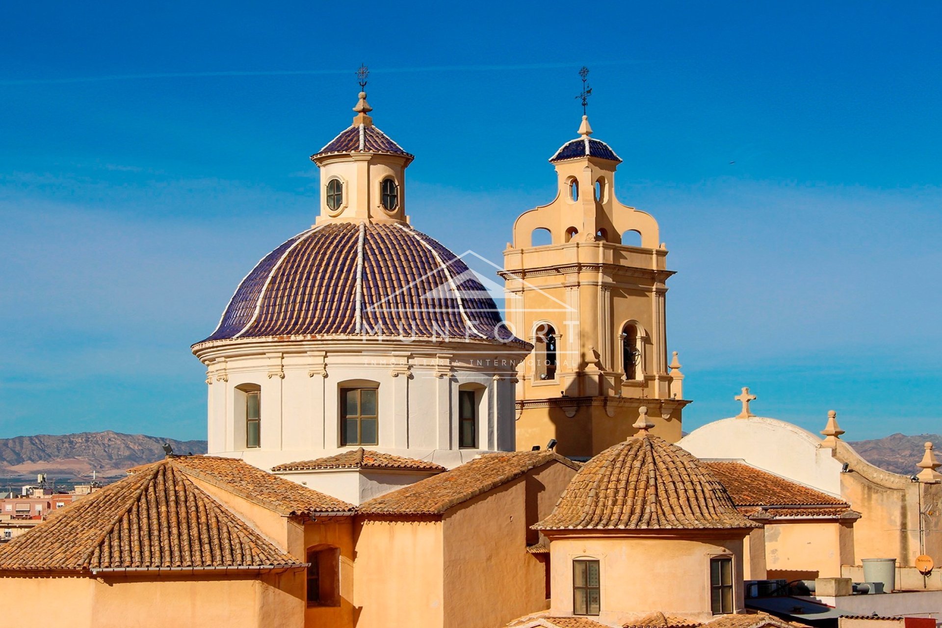 Återförsäljning - Villor -
Cox