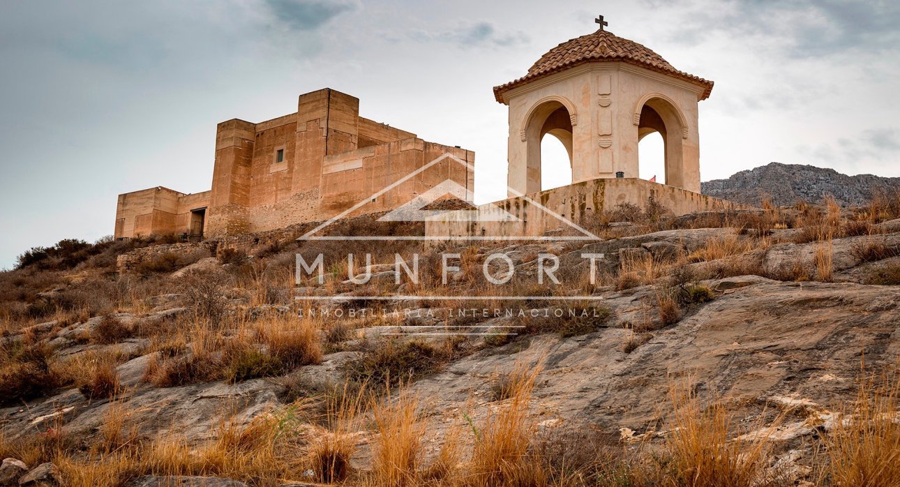 Återförsäljning - Villor -
Cox