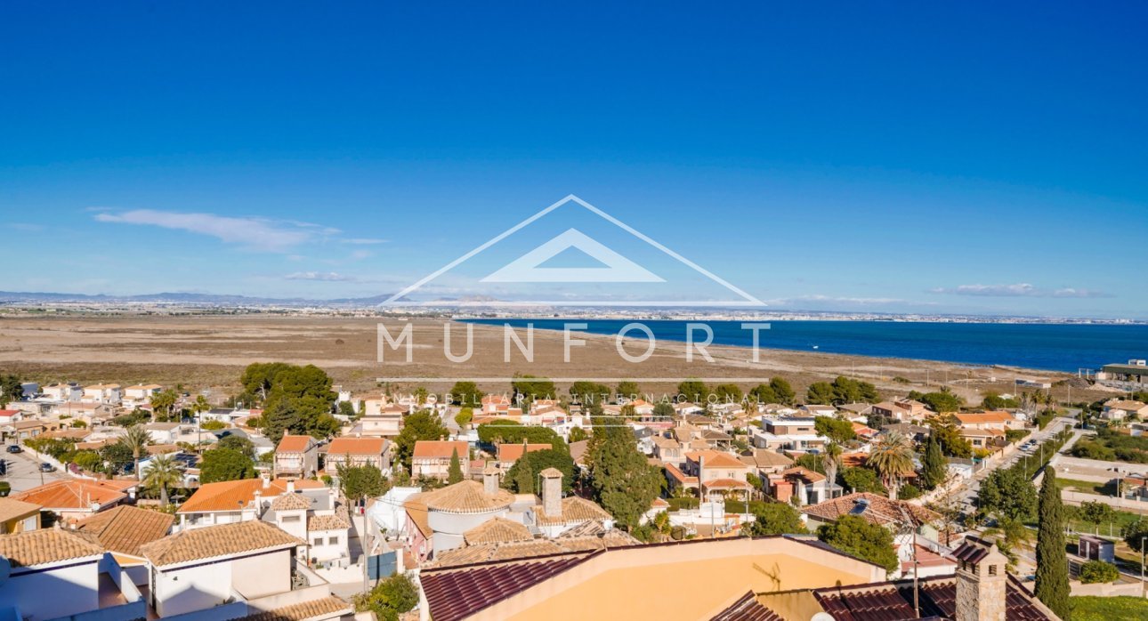 Återförsäljning - Villor -
Los Urrutias - EL CARMOLI