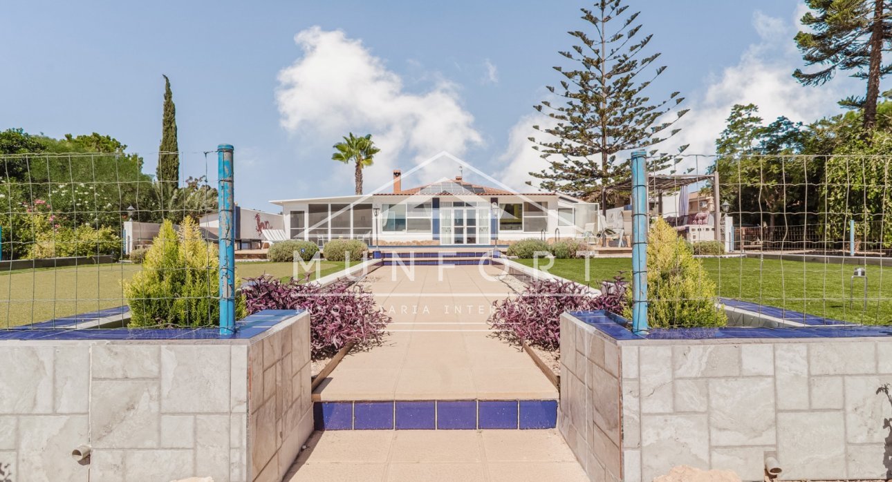 Återförsäljning - Villor -
Murcia - GEA Y TRUYOLS