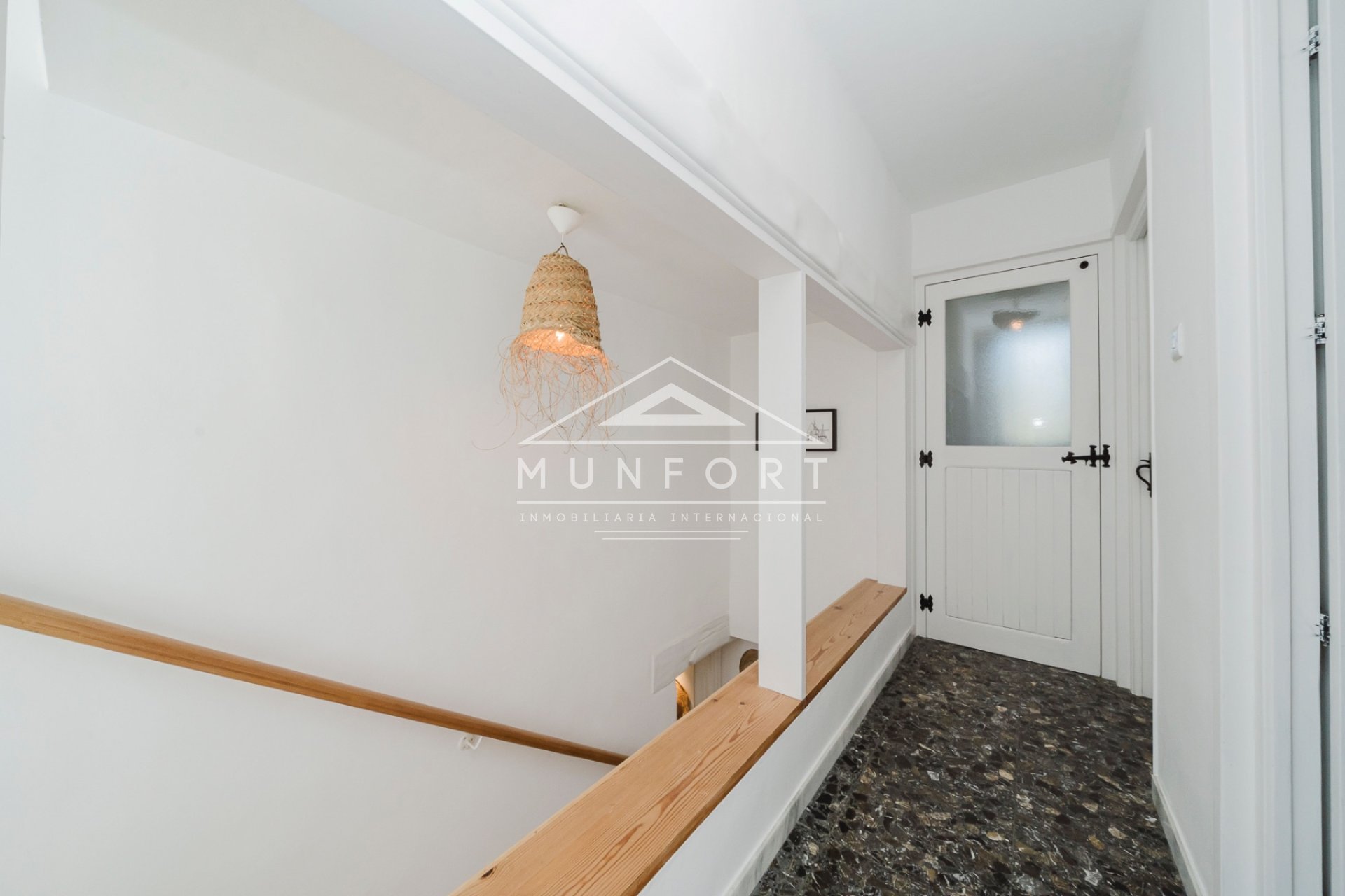 Återförsäljning - Villor -
Murcia - GEA Y TRUYOLS