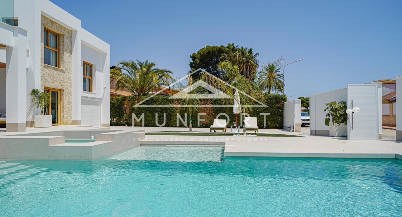 Återförsäljning - Villor -
Orihuela Costa - Dehesa de Campoamor