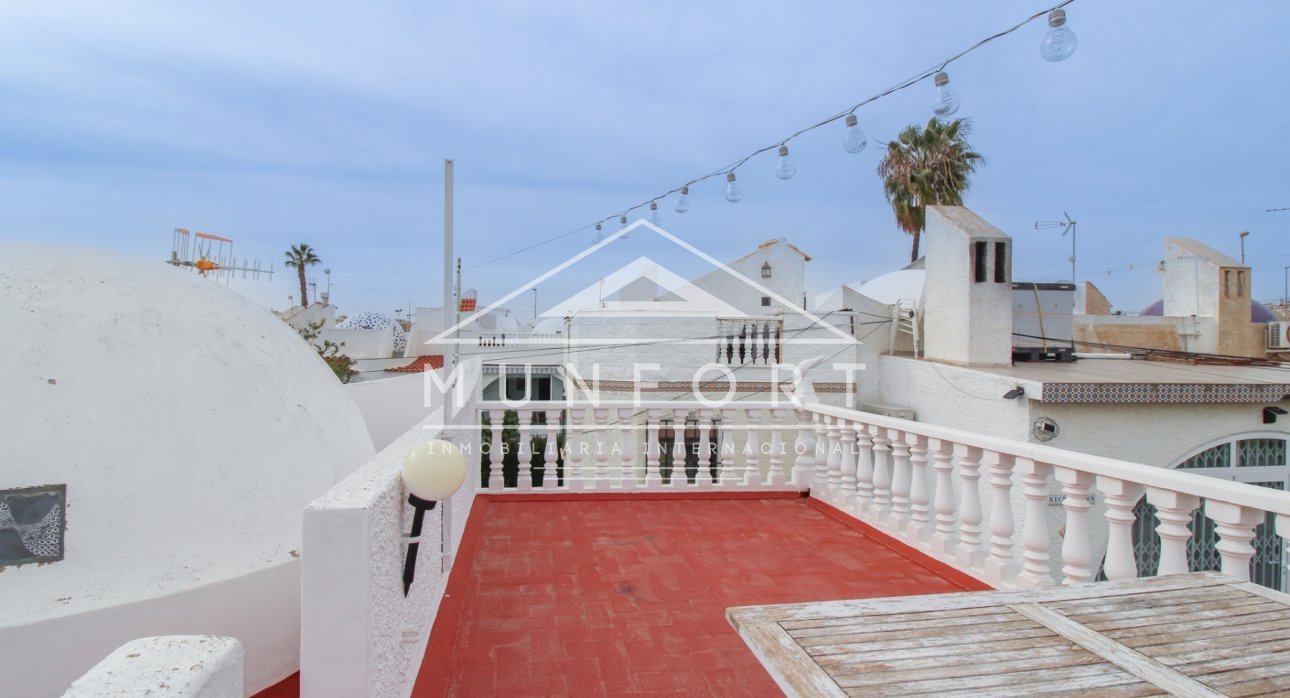 Återförsäljning - Villor -
Orihuela Costa - La Florida