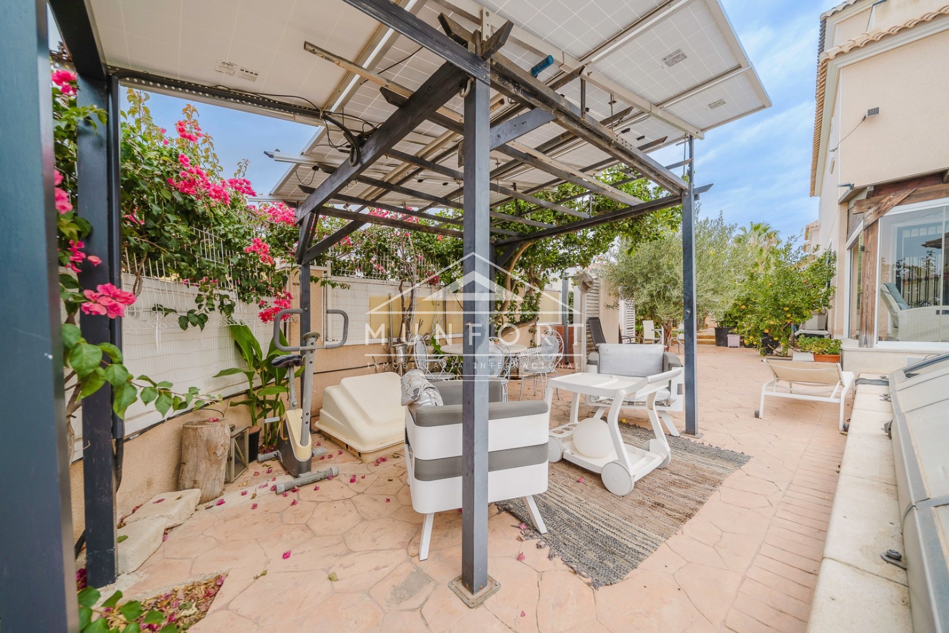 Återförsäljning - Villor -
Orihuela Costa - La Regia