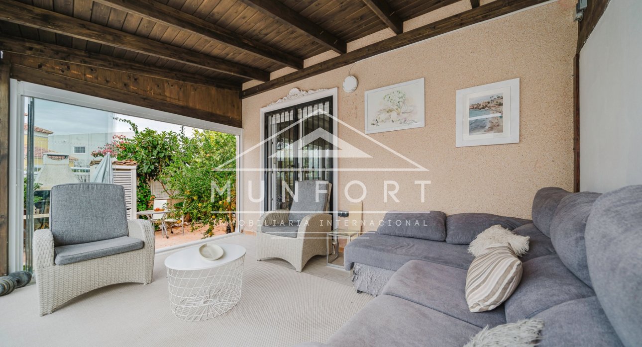 Återförsäljning - Villor -
Orihuela Costa - La Regia