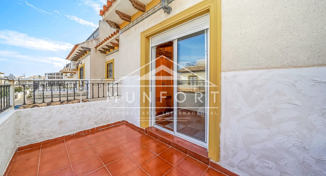 Återförsäljning - Villor -
Orihuela Costa - La Regia