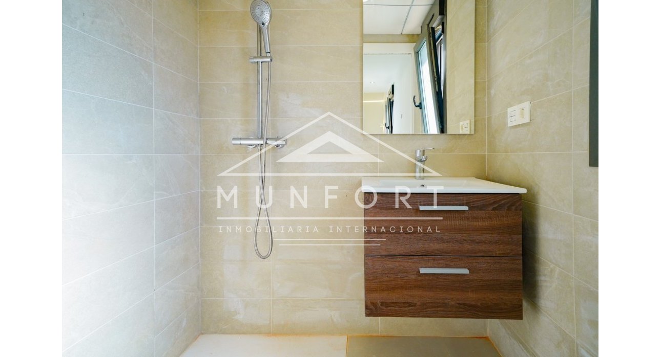 Återförsäljning - Villor -
Orihuela Costa - La Zenia