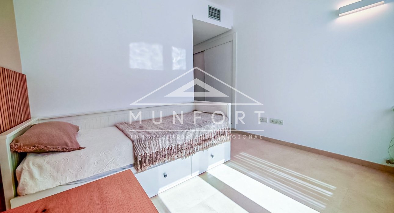 Återförsäljning - Villor -
Orihuela Costa - Las Colinas Golf