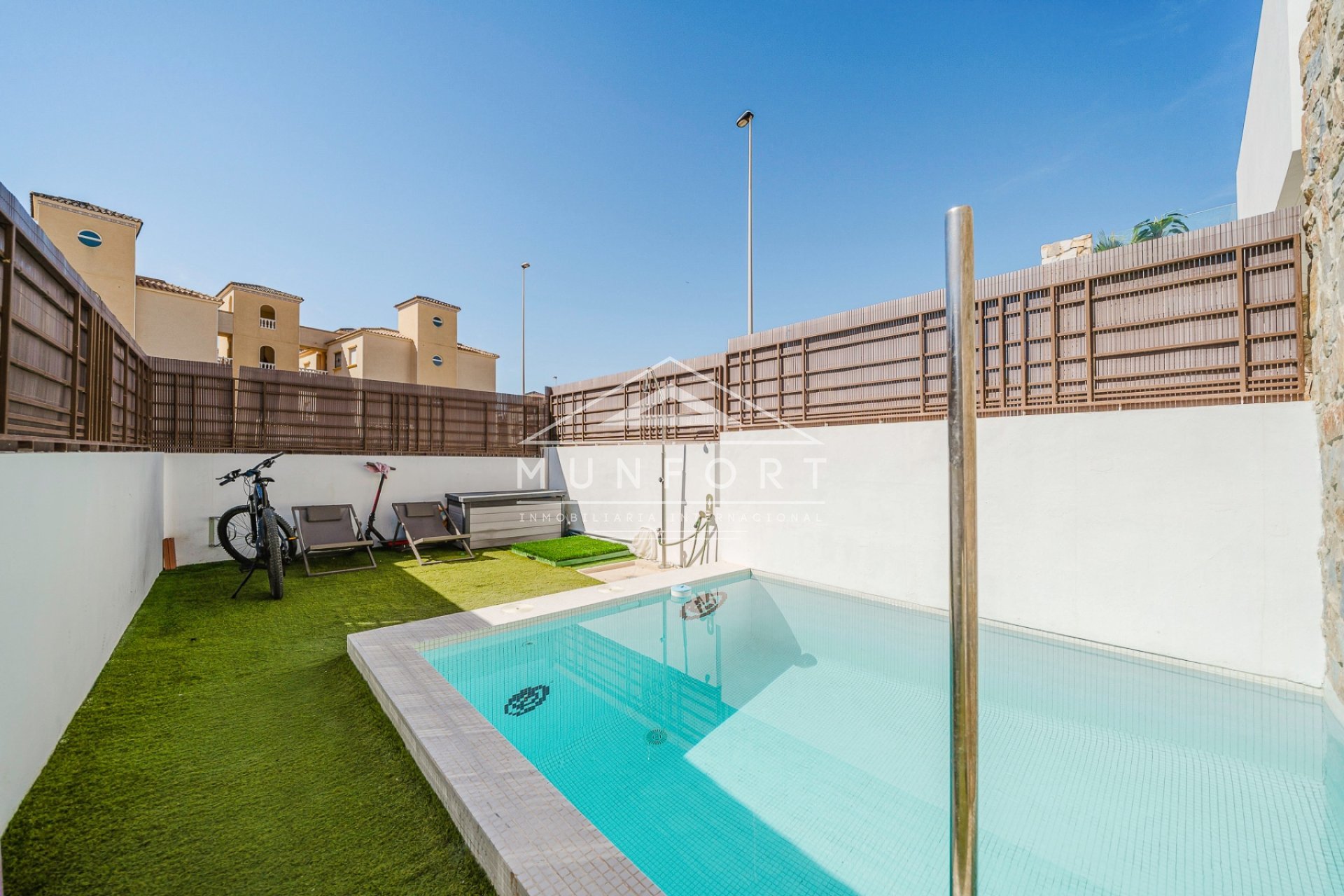 Återförsäljning - Villor -
Orihuela Costa - Lomas de Cabo Roig