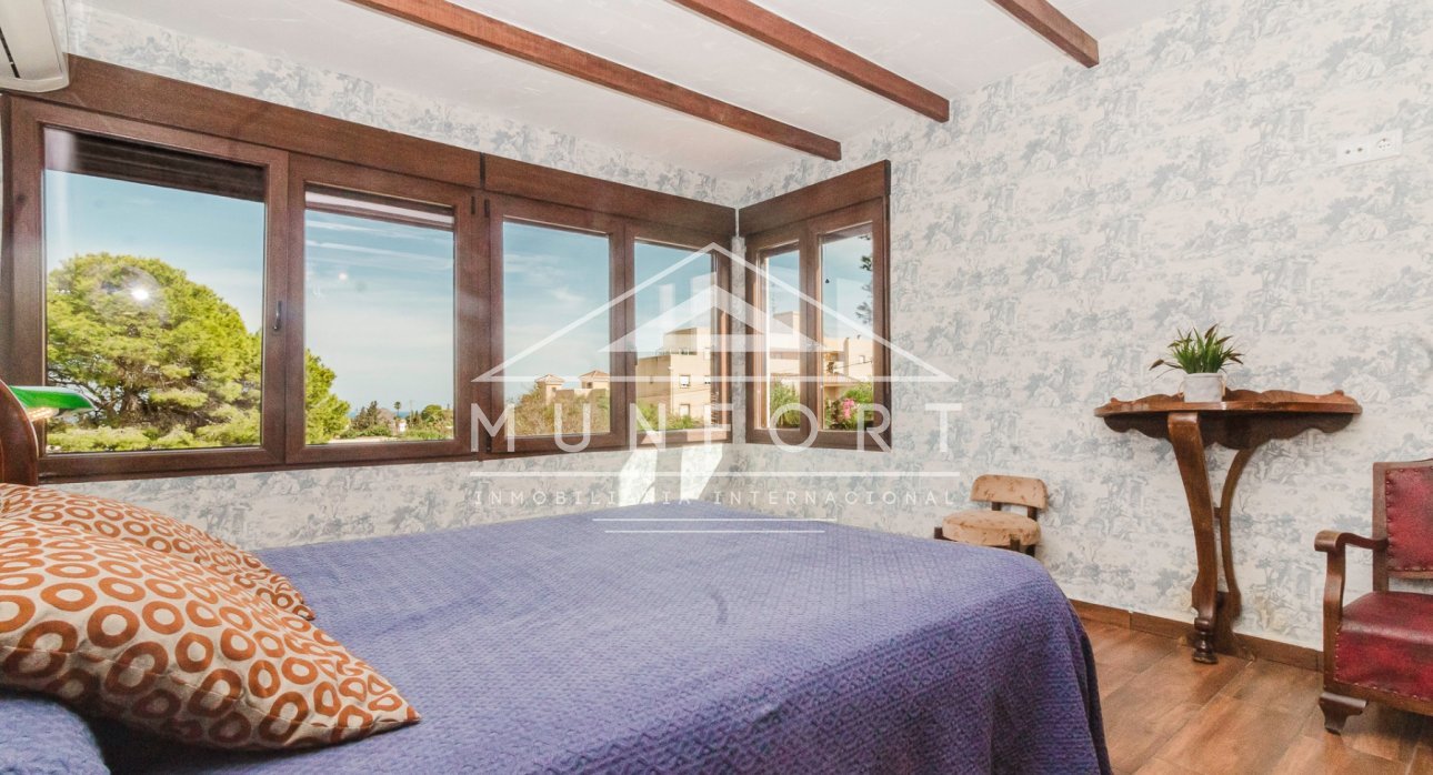 Återförsäljning - Villor -
Orihuela Costa - Lomas de Campoamor