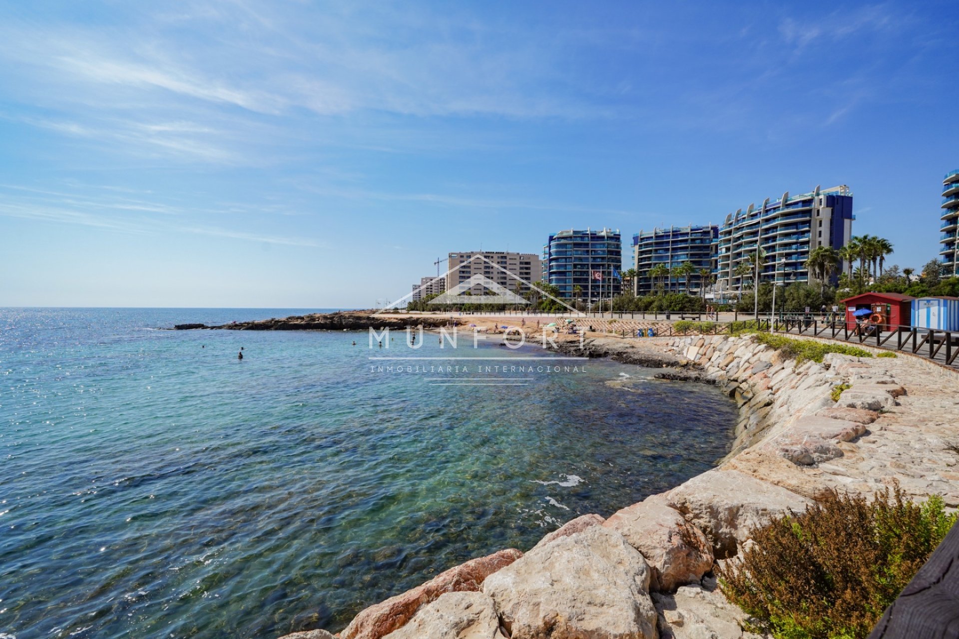 Återförsäljning - Villor -
Orihuela Costa - Punta Prima
