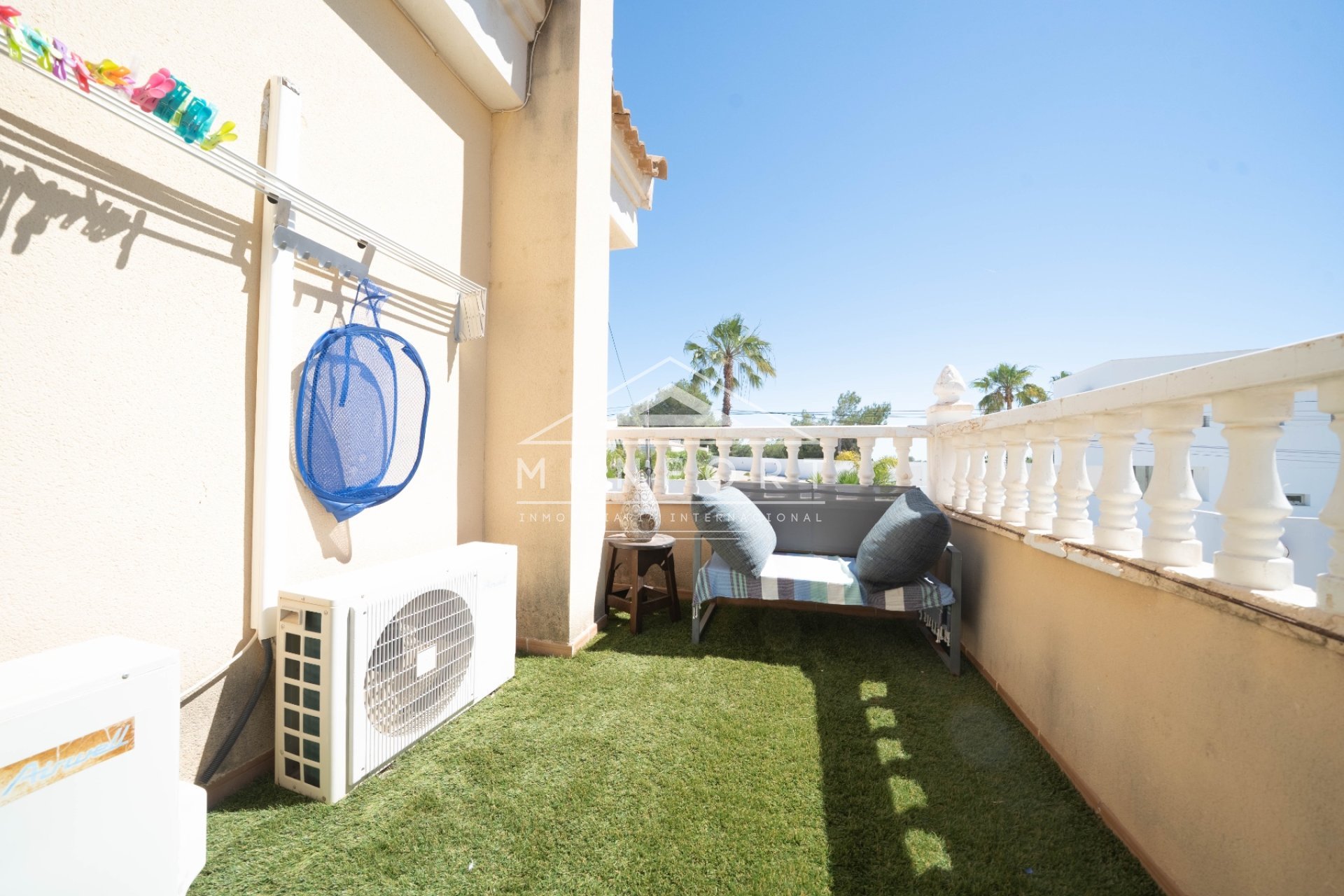 Återförsäljning - Villor -
Orihuela Costa - Villamart&iacute;n