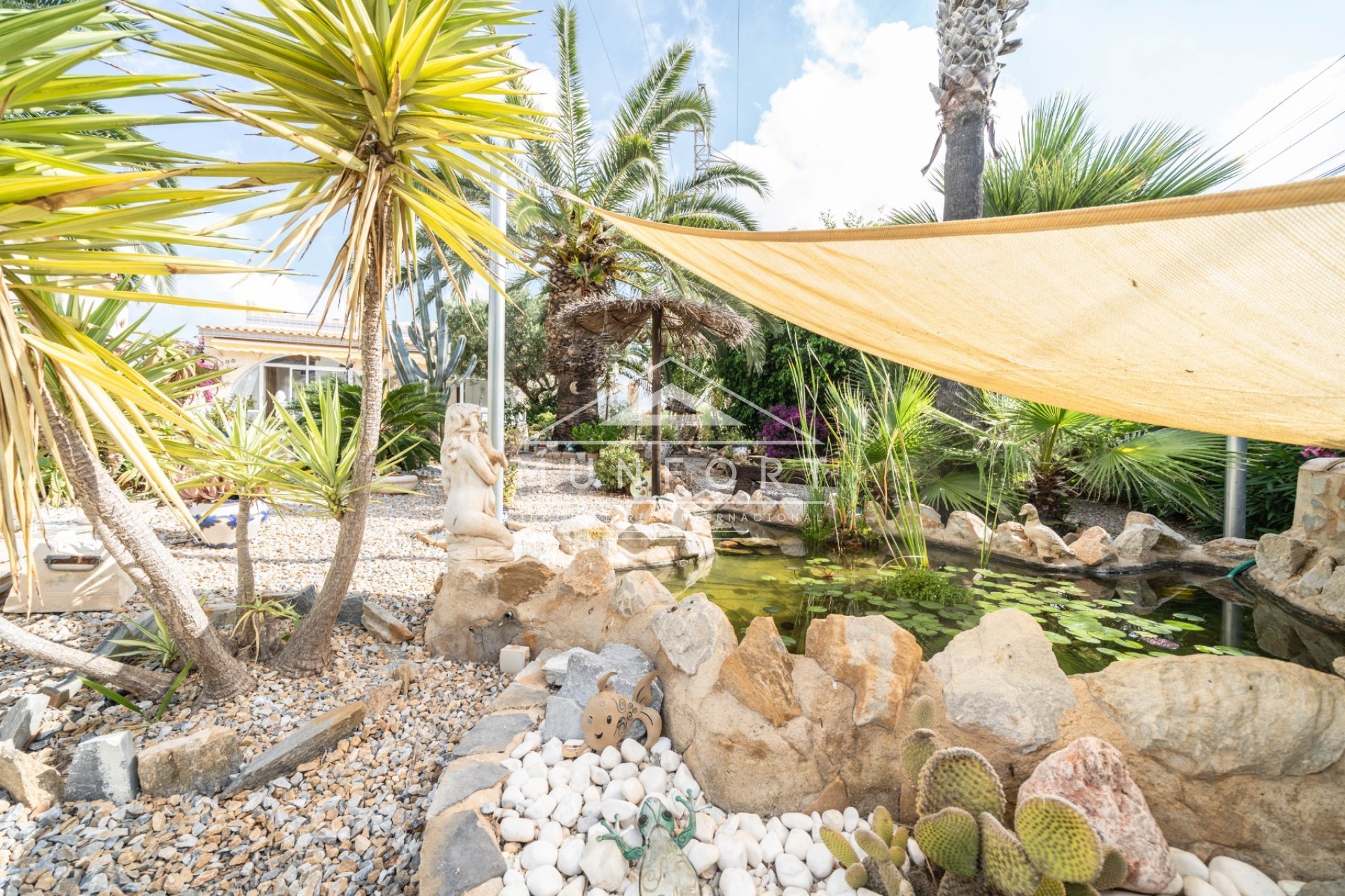 Återförsäljning - Villor -
Orihuela Costa - Villamart&iacute;n