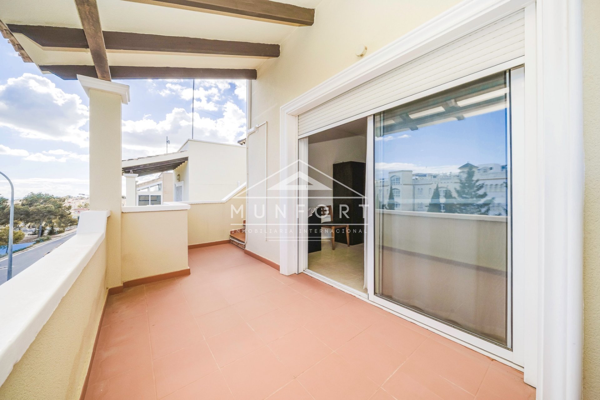 Återförsäljning - Villor -
Orihuela Costa - Villamartín