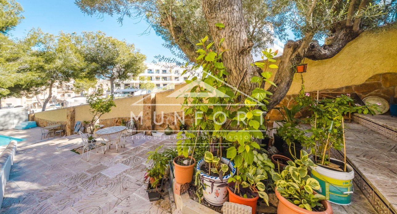 Återförsäljning - Villor -
Orihuela Costa - Villamartin