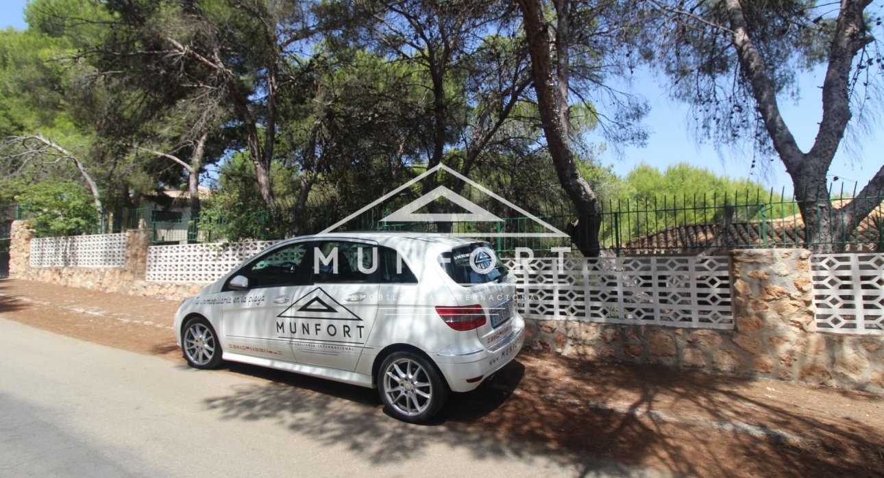 Återförsäljning - Villor -
Orihuela Costa