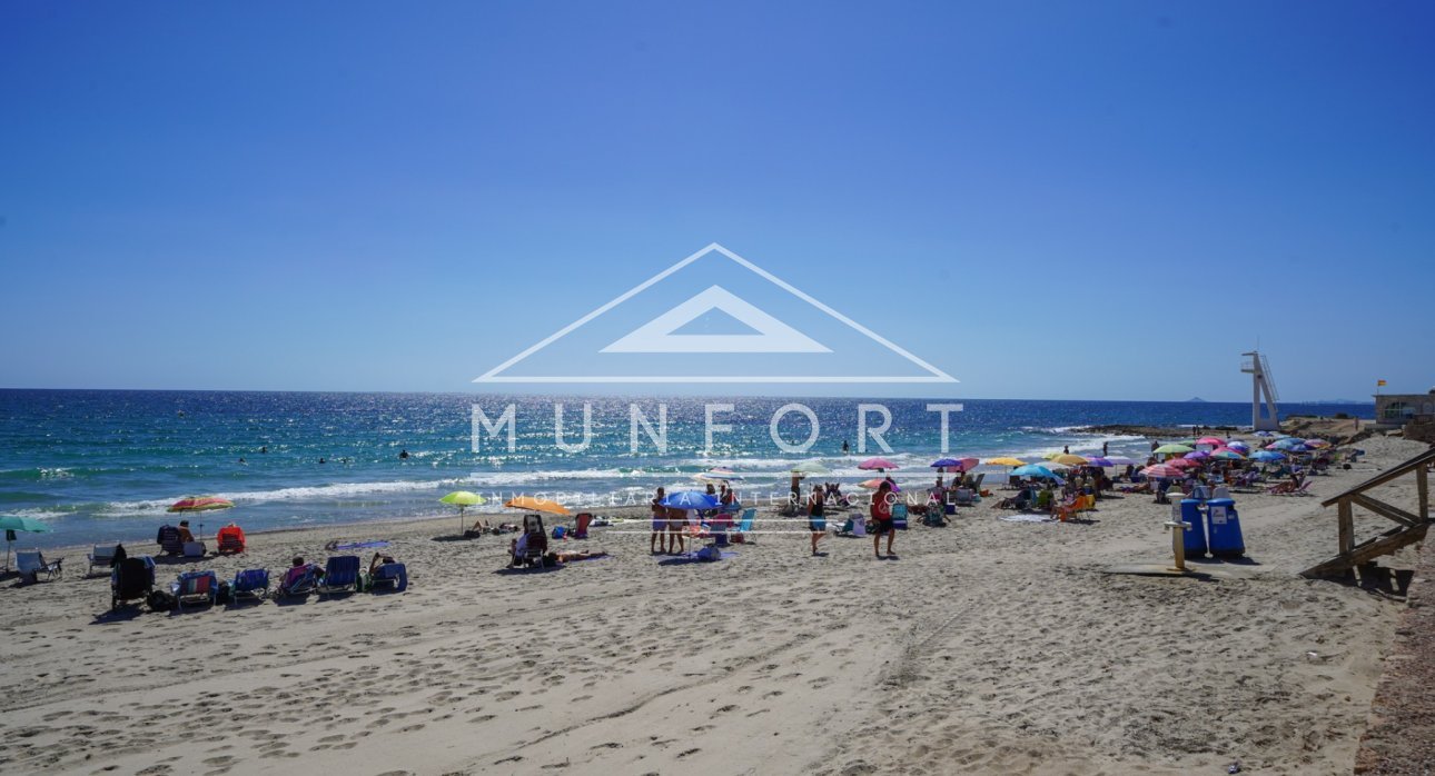 Återförsäljning - Villor -
Orihuela Costa