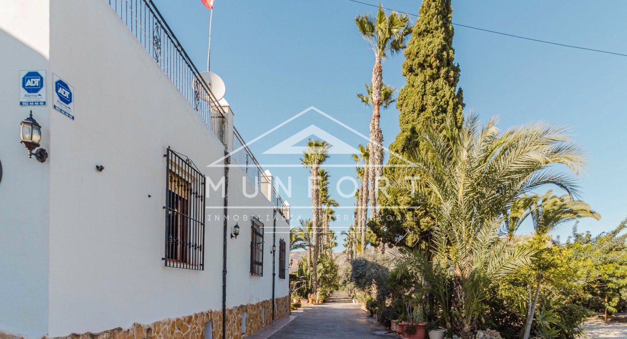 Återförsäljning - Villor -
Orihuela