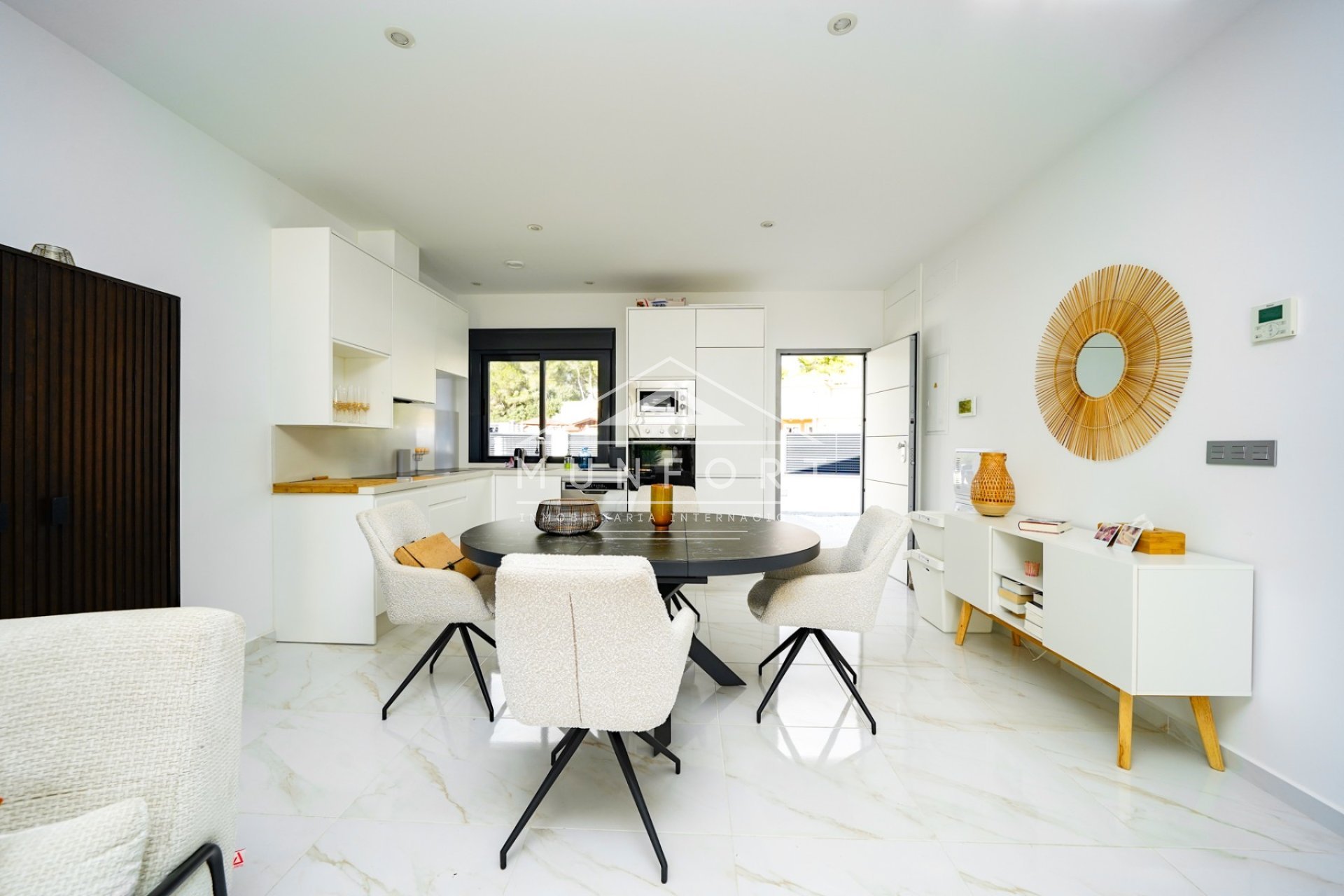 Återförsäljning - Villor -
Pilar de la Horadada - Pinar de Campoverde