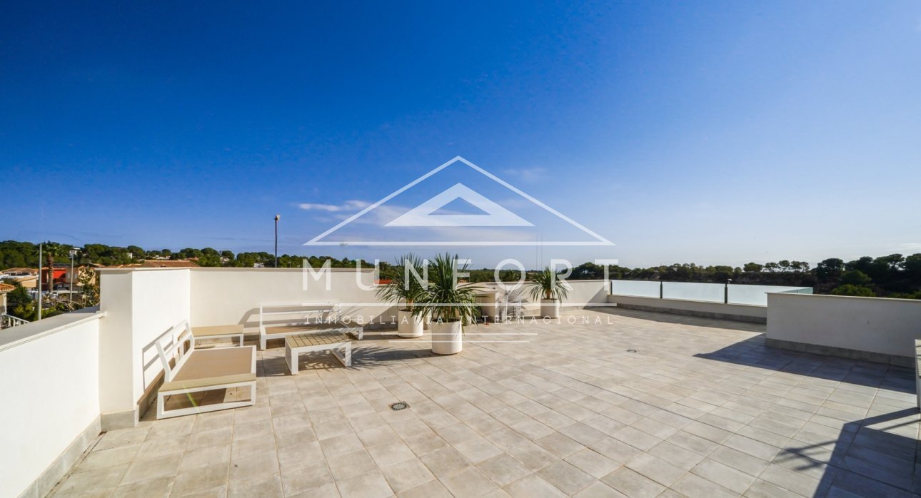 Återförsäljning - Villor -
Pilar de la Horadada - Pinar de Campoverde