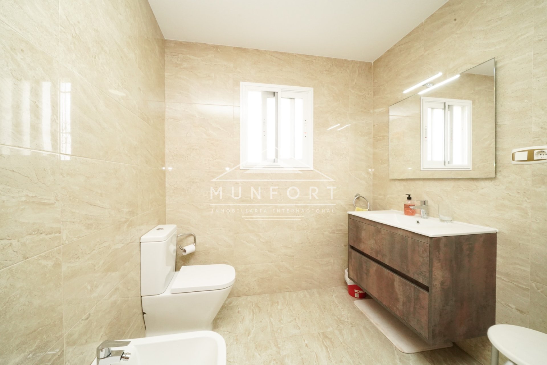 Återförsäljning - Villor -
Pilar de la Horadada - Torre de la Horadada