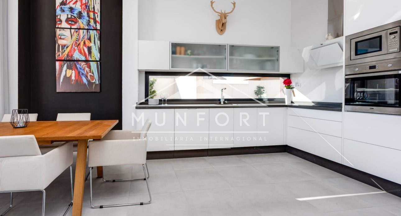 Återförsäljning - Villor -
Pilar de la Horadada