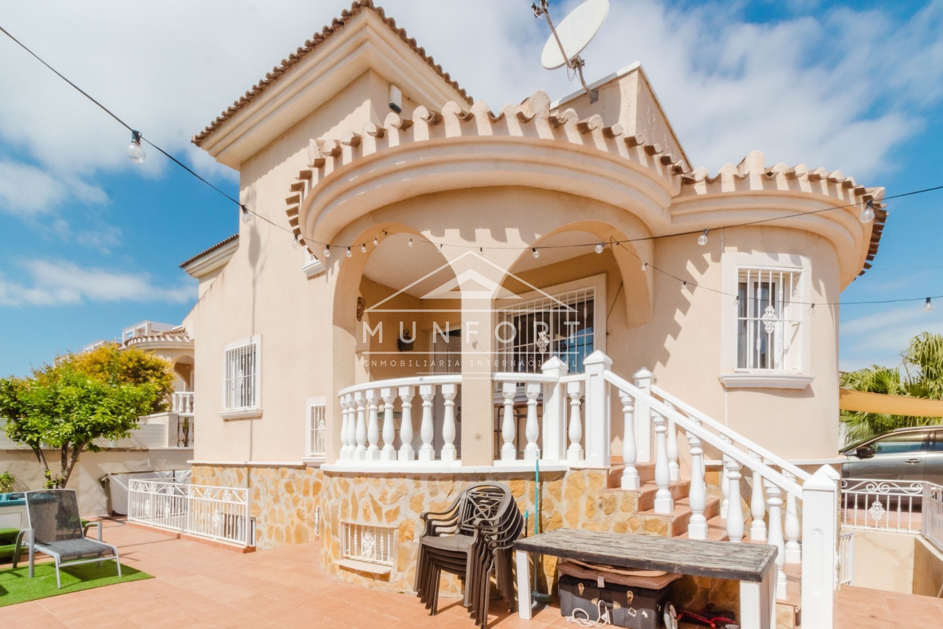 Återförsäljning - Villor -
Rojales - Ciudad Quesada