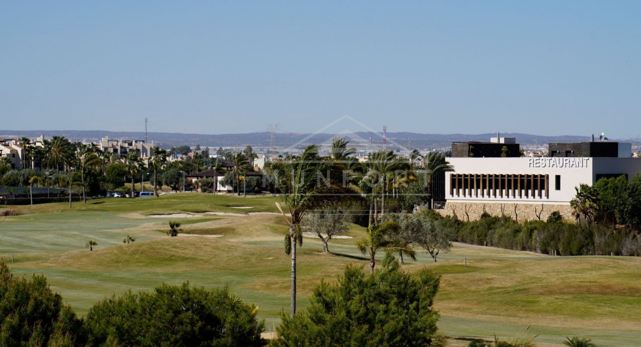 Återförsäljning - Villor -
San Javier - Roda Golf Resort