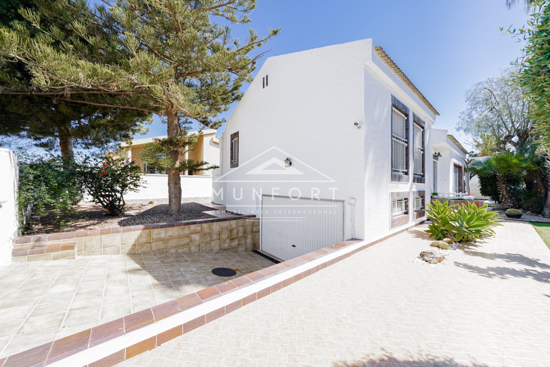 Återförsäljning - Villor -
San Javier - Santiago de la Ribera