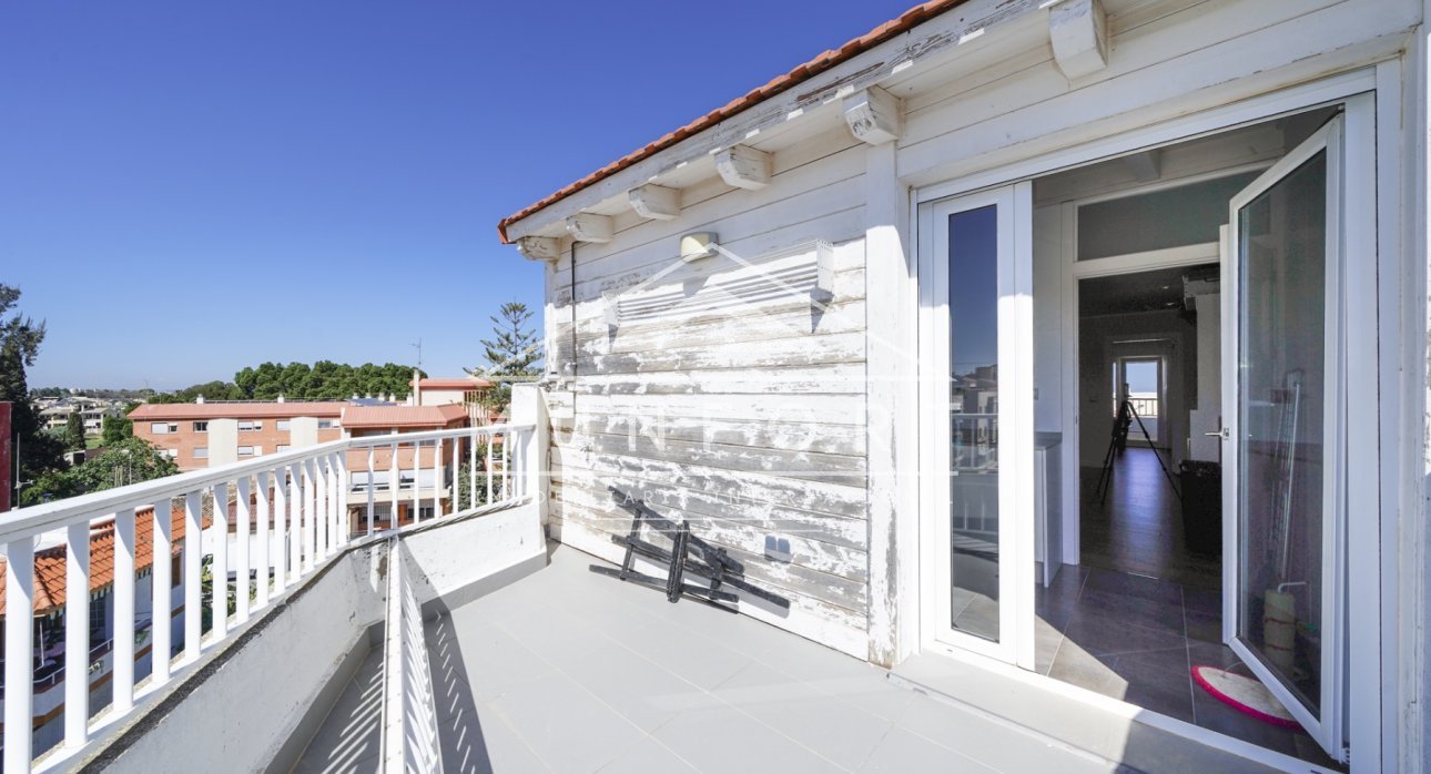 Återförsäljning - Villor -
San Javier