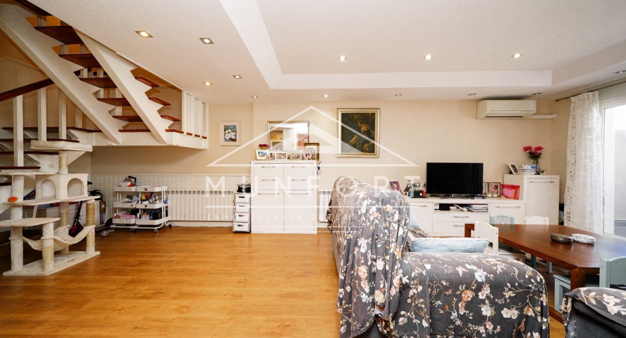 Återförsäljning - Villor -
San Javier