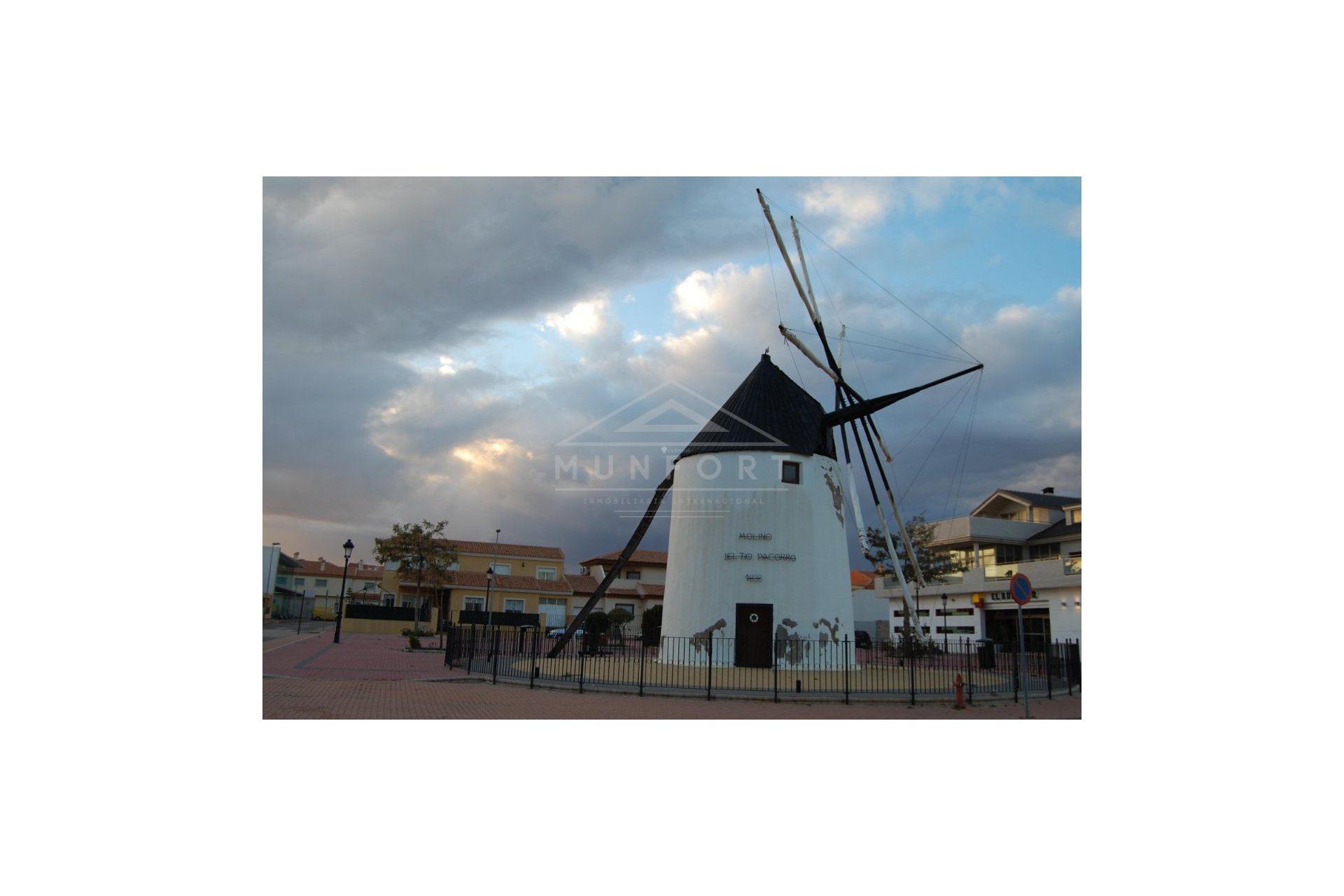 Återförsäljning - Villor -
Torre-Pacheco - Santa Rosalía Lake and Life Resort