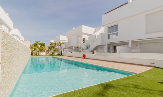 Bungalows - Herverkoop -
            Pilar de la Horadada - OK013-N-D