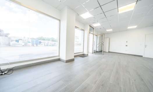 Commercial premises - Resale - Torrevieja -
                Torrevieja