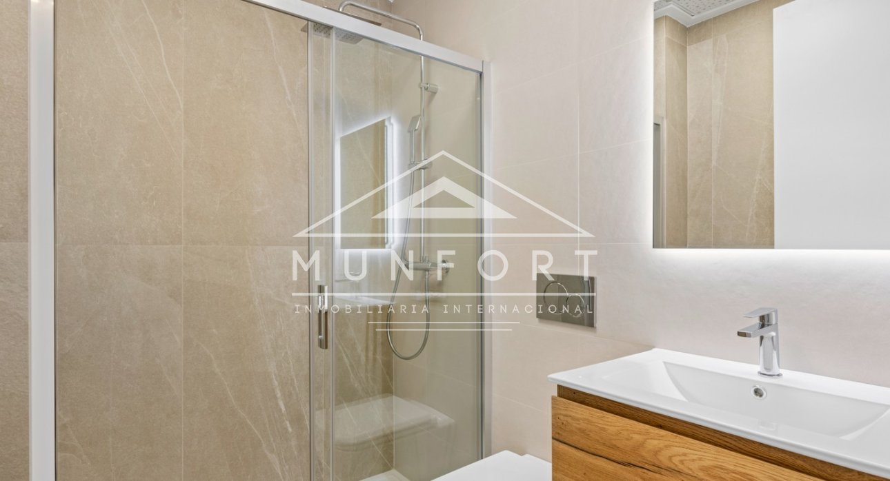 Herverkoop - Appartementen -
Benijófar